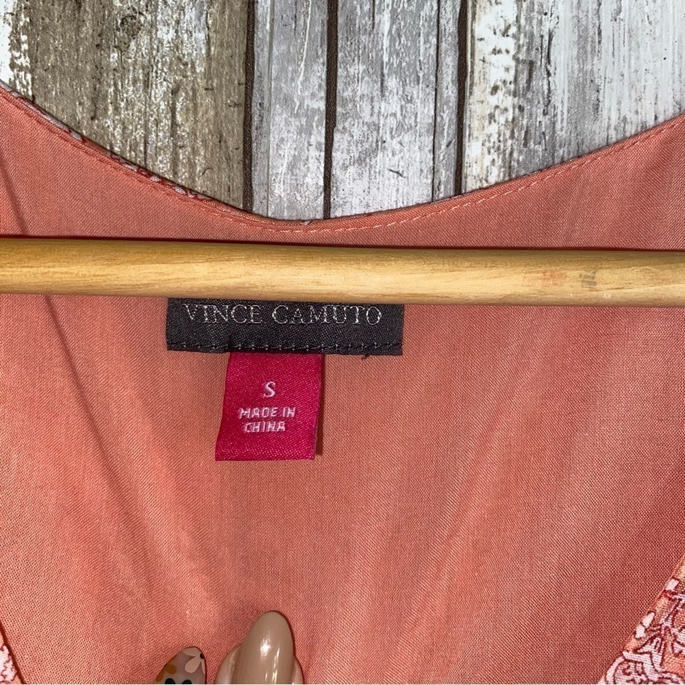 NWT Vince Camuto Coral Pink Floral Boho Ruffle Sleeve Blouse Size Small - Picture 4 of 7